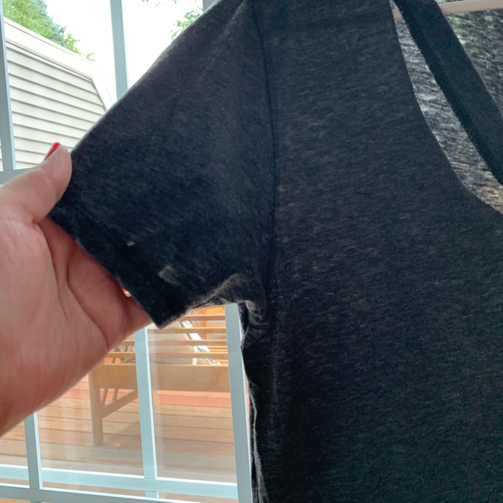 Cut out tee - Picture 3 of 4